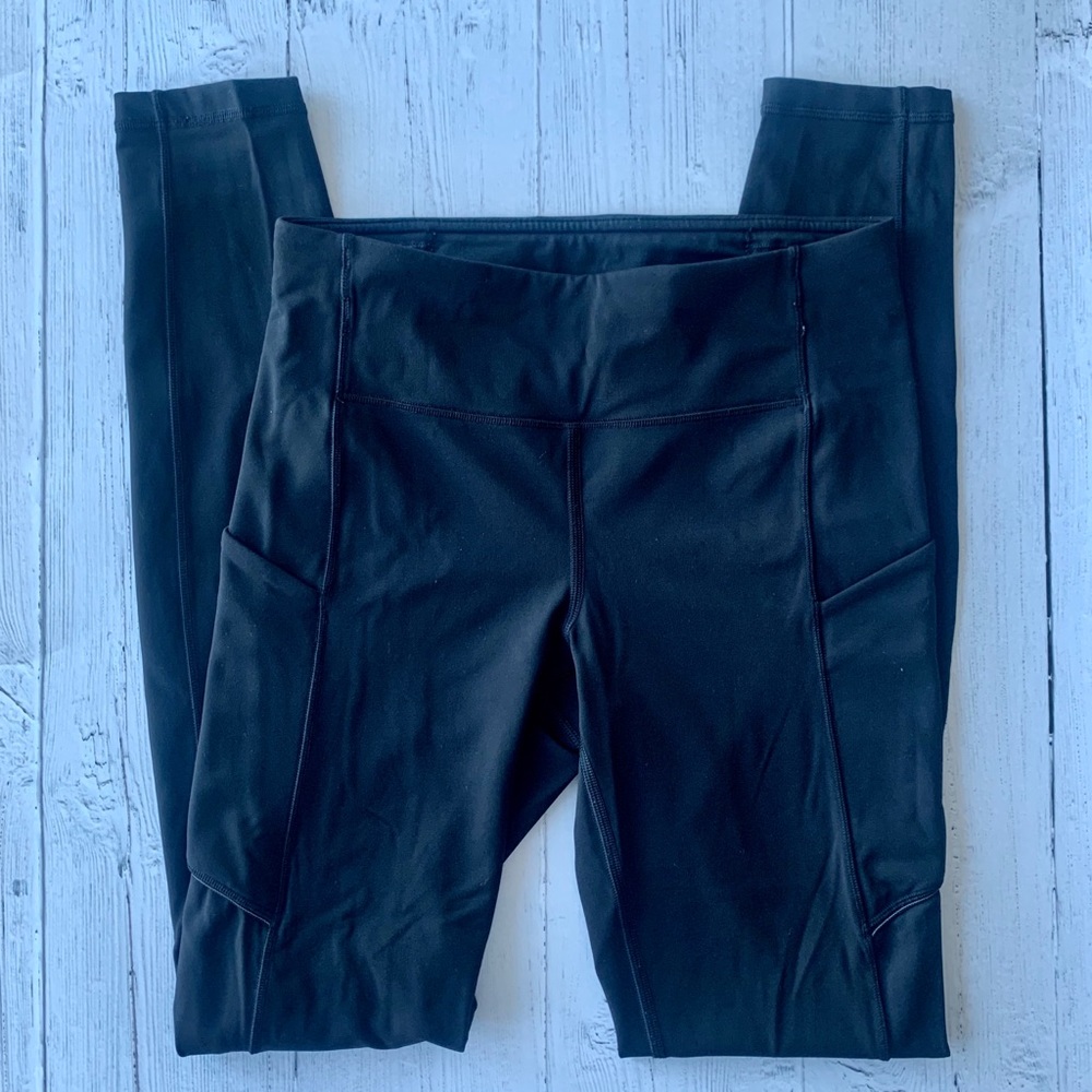 LULULEMON Speed Up Tight w/ Pockets